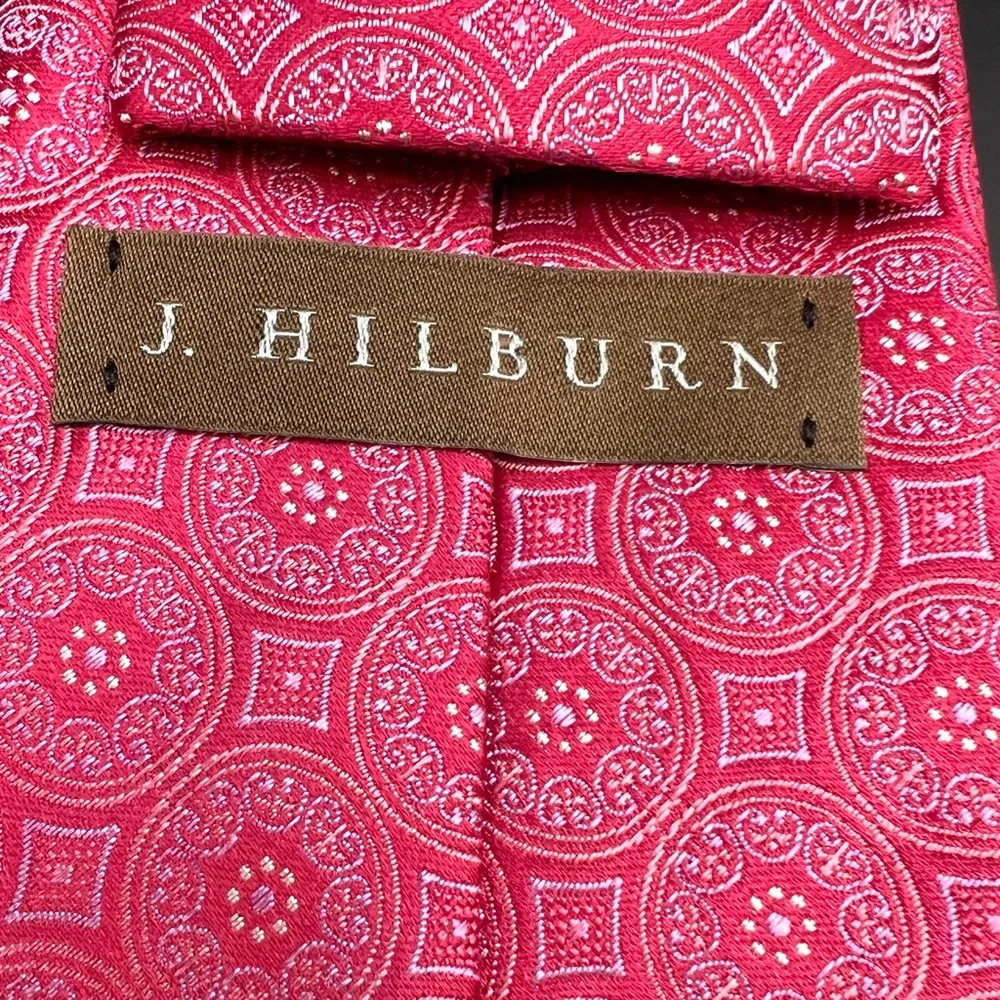 J. Hilburn - Elegant Pink Patterned Men's Tie, Large Medallion,‎ Silk